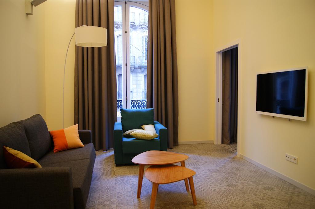 Uma Suites Pau Claris Barcelona Rom bilde